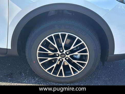 New 2025 Ford Escape SE image 12