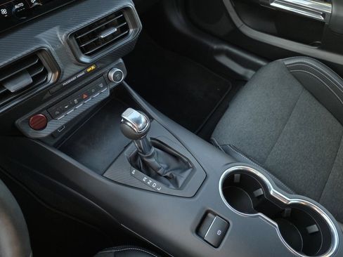 Used 2025 Ford Mustang EcoBoost image 19