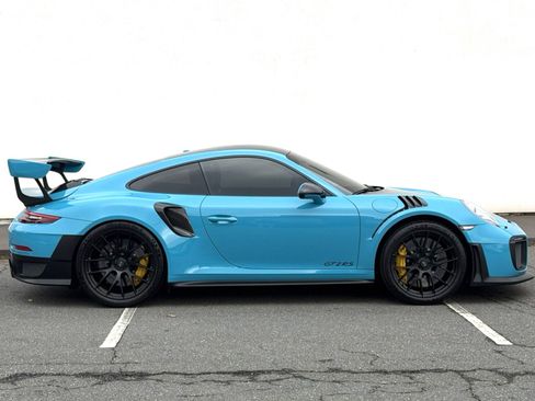 Used 2018 Porsche 911 GT2 RS image 5