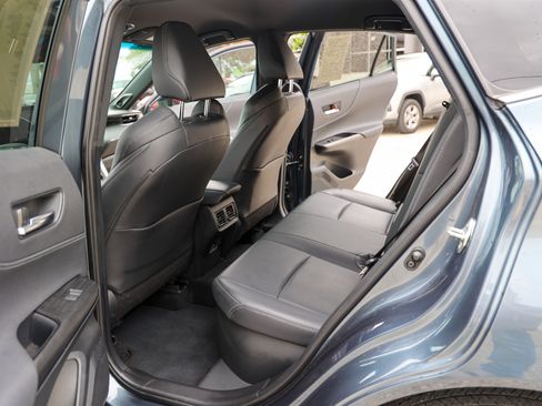 Certified 2024 Toyota Venza XLE AWD/4WD image 32