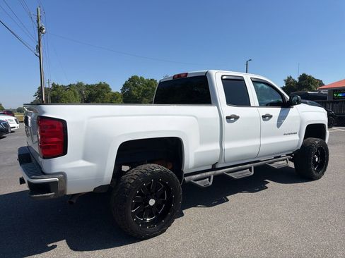 Used 2018 Chevrolet Silverado 1500 Custom w/ Custom Value Package image 4