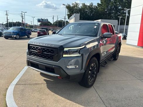 Used 2023 Nissan Frontier Pro-X w/ Technology Package RWD image 3