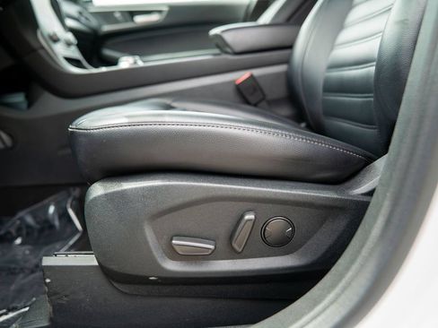 Used 2022 Ford Edge SEL AWD/4WD image 14