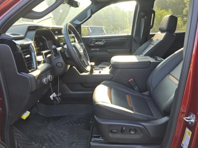 Used 2026 GMC Sierra 1500 AT4 w/ AT4 Premium Package AWD/4WD image 4