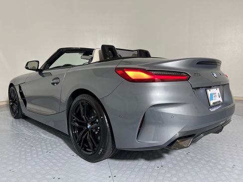 New 2026 BMW Z4 M40i w/ Premium Package image 3