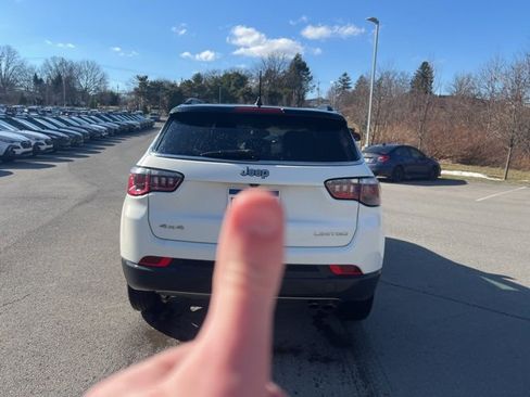 Used 2019 Jeep Compass Limited image 5