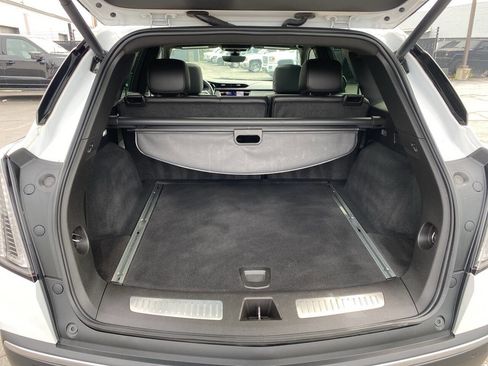 Used 2024 Cadillac XT5 Sportv w/ Technology Package AWD/4WD image 11