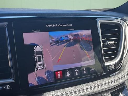 New 2026 Chrysler Pacifica Select FWD image 34