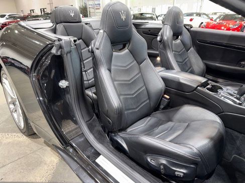 Used 2015 Maserati GranTurismo Sport image 82