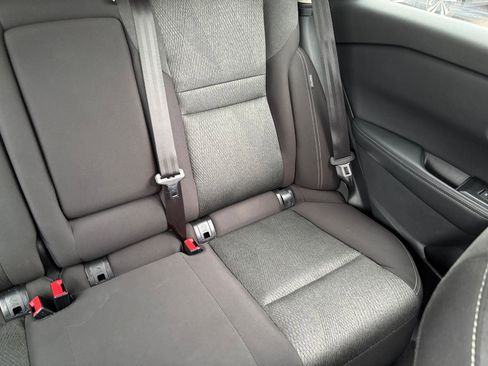 Used 2025 Nissan Rogue SV AWD/4WD image 39