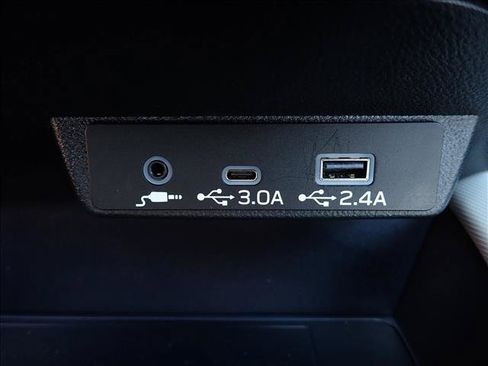 Certified 2025 Subaru Forester Premium AWD/4WD image 21