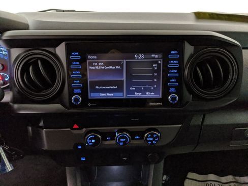 Used 2021 Toyota Tacoma SR image 14