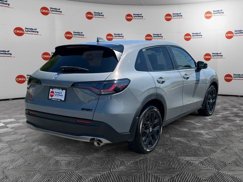 Certified 2025 Honda HR-V Sport image 5