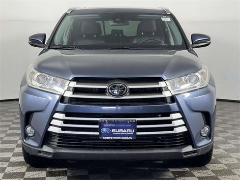 Used 2018 Toyota Highlander XLE image 6