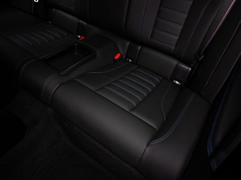 Used 2025 BMW M2 w/ Lighting Package RWD image 71