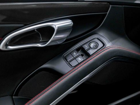 Used 2018 Porsche 911 GT3 RWD image 46