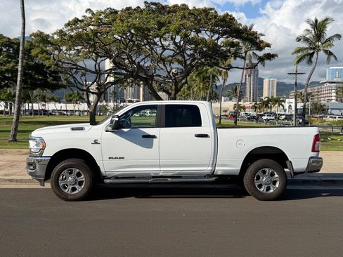 Used 2024 RAM 2500 Big Horn AWD/4WD image 2