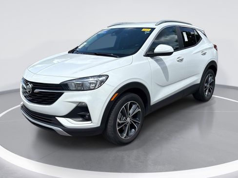 Used 2023 Buick Encore GX Select w/ Safety Package II FWD image 3