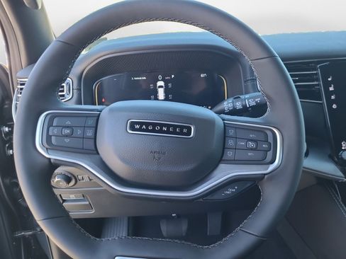 New 2025 Jeep Wagoneer Series II w/ Premium Group I image 10
