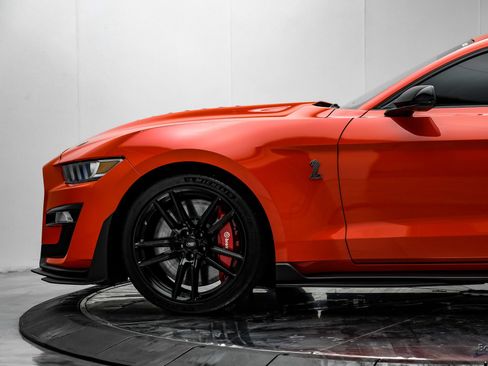 Used 2022 Ford Mustang Shelby GT500 w/ Technology Package RWD image 6