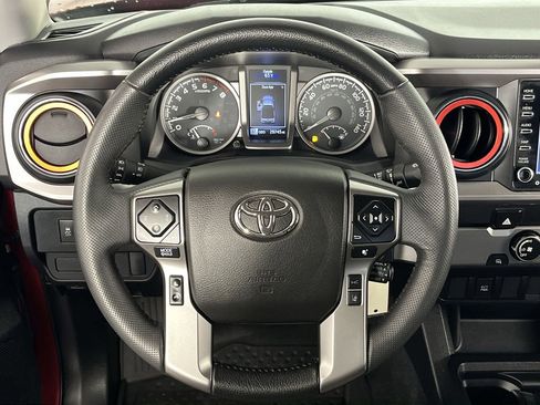 Used 2023 Toyota Tacoma SR5 w/ SR5 Appearance Package RWD image 14