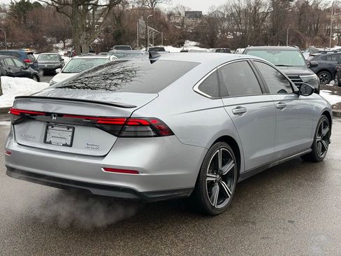 Used 2023 Honda Accord Sport image 8