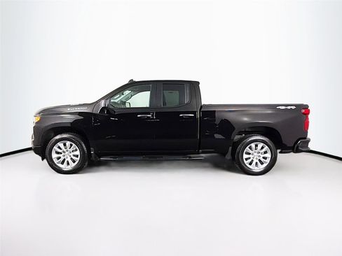 Used 2024 Chevrolet Silverado 1500 Custom image 4