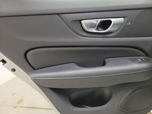 Used 2024 Volvo S60 B5 Plus image 14