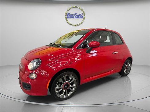 Used 2017 FIAT 500 Pop w/ Sport Appearance Package FWD image 1