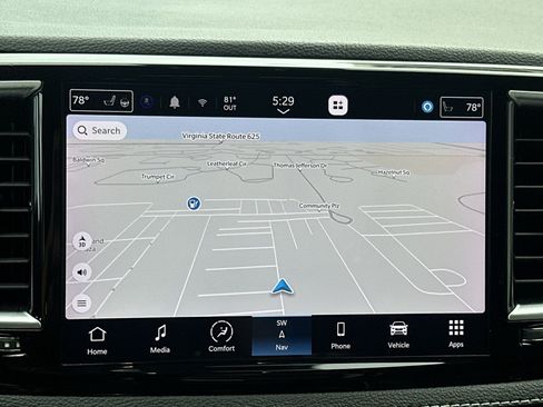 Used 2023 Chrysler Pacifica Limited w/ Uconnect Theater Family Group AWD/4WD image 28