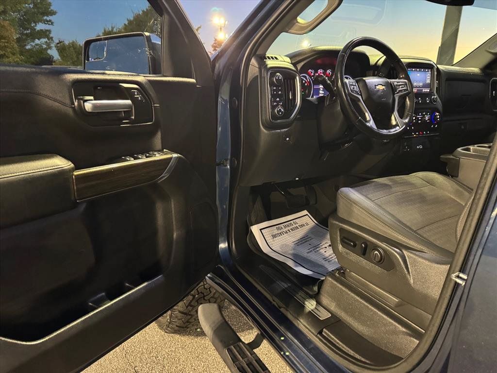 Used 2020 Chevrolet Silverado 1500 LT w/ All-Star Edition AWD/4WD image 14