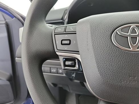 Used 2025 Toyota Camry LE w/ Convenience Package FWD image 23