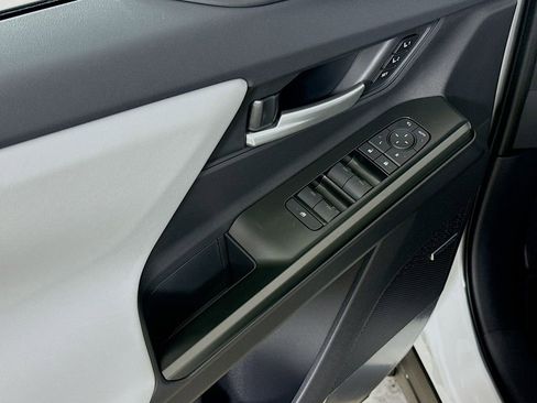 New 2026 Subaru Solterra image 17