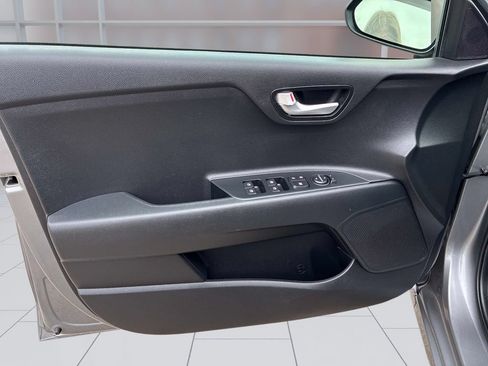 Used 2021 Kia Rio S FWD image 18