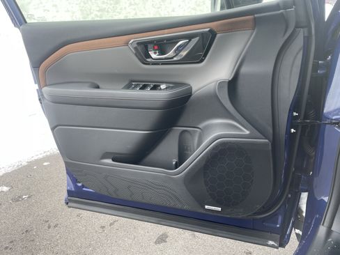 Certified 2025 Subaru Forester Sport image 15