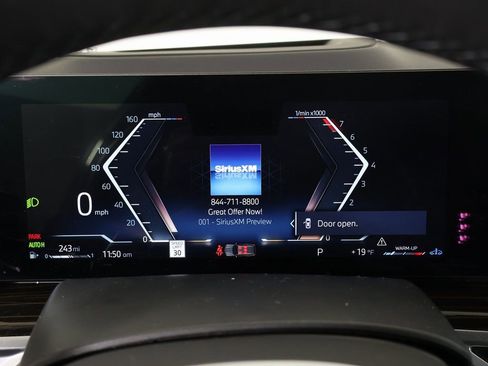 Used 2026 BMW X7 xDrive40i w/ M Sport Package image 38