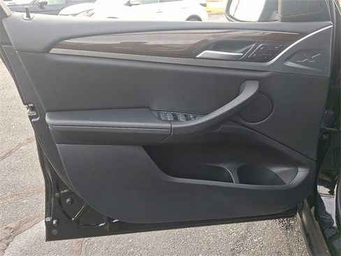 Used 2024 BMW X3 xDrive30i image 12