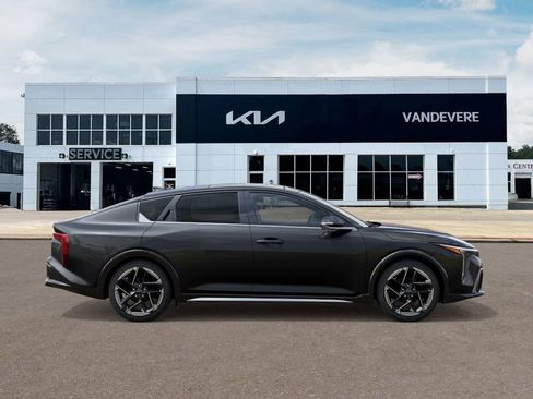 New 2026 Kia K4 GT-Line image 7