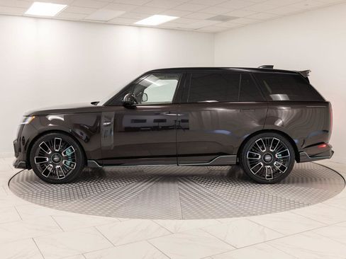 Used 2025 Land Rover Range Rover Long Wheelbase SE AWD/4WD image 4