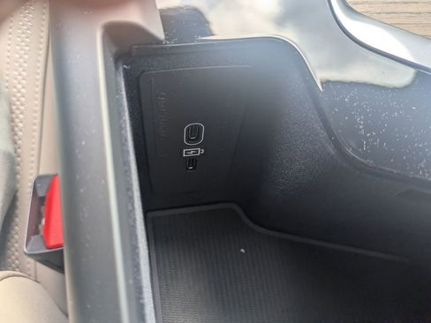 New 2026 Volvo XC60 T8 Plus w/ Protection Package Premier image 25