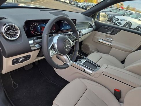 New 2026 Mercedes-Benz GLB 250 4MATIC image 23