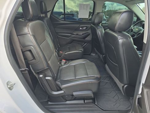 Used 2018 Chevrolet Traverse Premier image 35