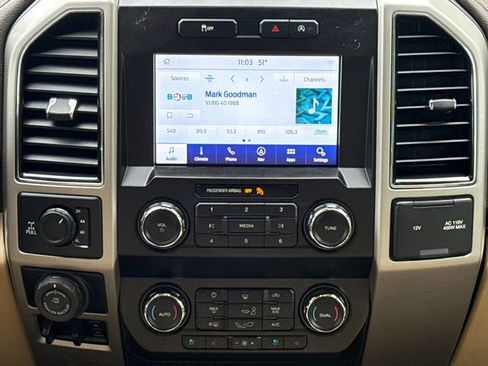 Used 2019 Ford F150 Lariat image 13