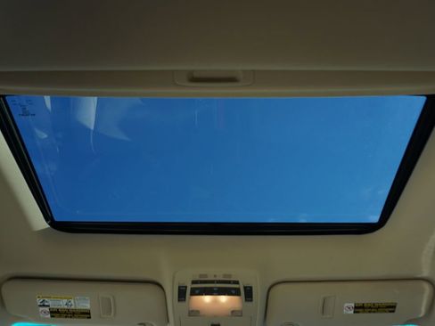 Used 2012 Lexus RX 350 FWD image 16