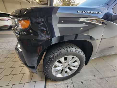 Used 2020 Chevrolet Silverado 1500 Custom w/ Custom Value Package RWD image 7