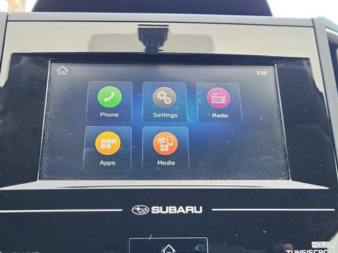 Used 2020 Subaru Crosstrek 2.0i AWD/4WD image 25