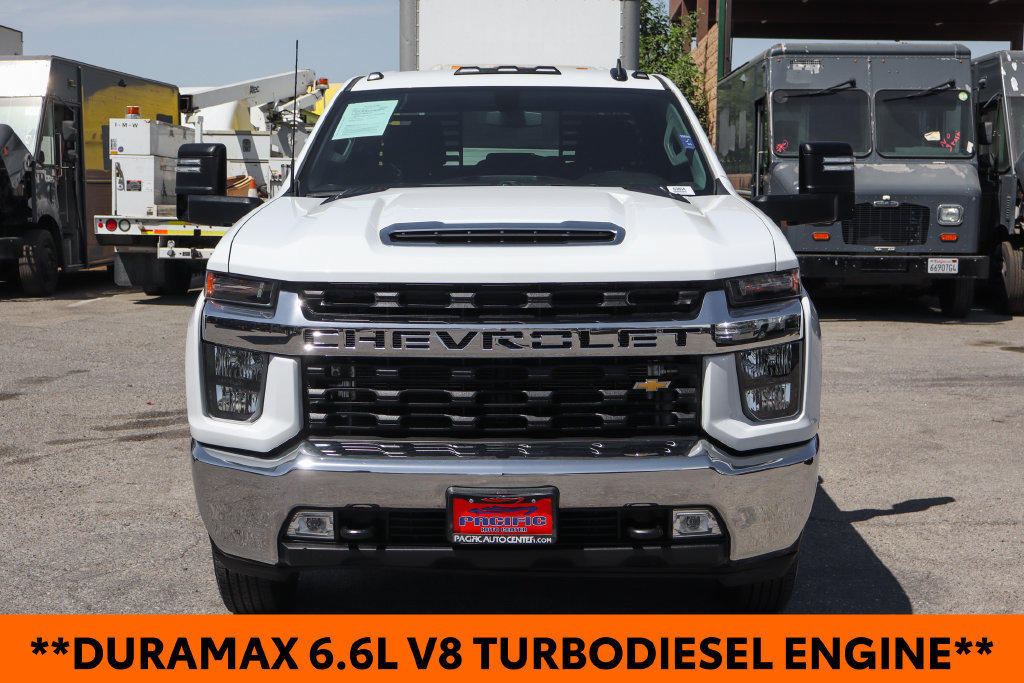 Used 2022 Chevrolet Silverado 3500 LT w/ Convenience Package AWD/4WD image 3
