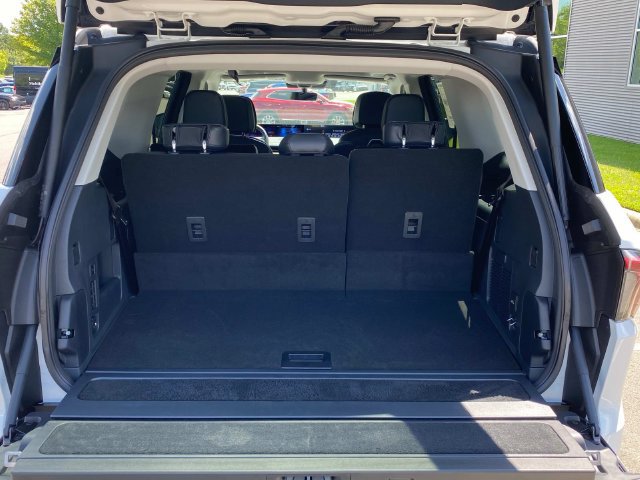 New 2027 Lincoln Navigator Reserve AWD/4WD image 27