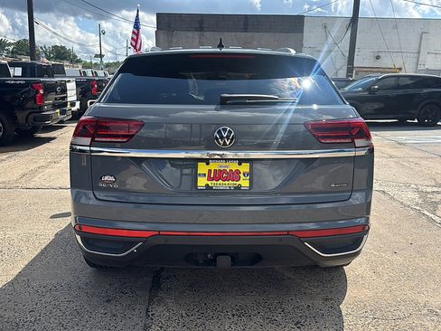 Used 2023 Volkswagen Atlas Cross Sport SE AWD/4WD image 6