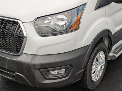 Used 2024 Ford Transit 250 Low Roof w/ Exterior Upgrade Package image 9